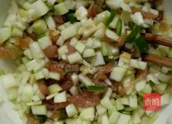 粠瓜 slim Illustration of how to make meat-flavored pancakes 3