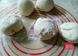 Illustration of how to make dough puff cakes 2