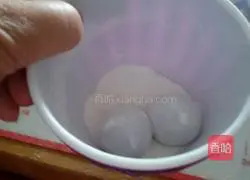 Illustration of how to make black sesame glutinous rice balls 16