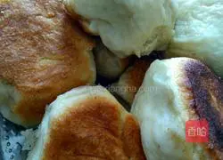 Illustration of how to make Sophora buns 9