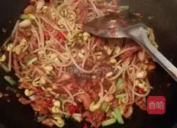 Illustration of Braised Noodles 9