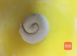 Illustration of how to make hot pancakes wrapped in eggs 8