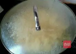 Illustration of how to make pork and beans stuffed buns 10