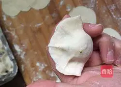 Illustration of how to make shepherd's purse dumplings 10