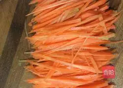 Illustration of how to make mutton and green onion dumplings 6 