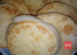 Illustration of how to make golden steamed buns 6