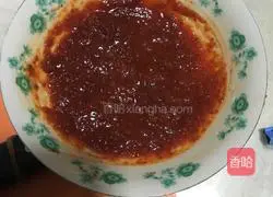 Illustration of how to make grilled chicken skewers with electric pan 9