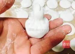 Illustration of making glutinous rice balls 9