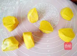Illustration of how to make butterfly steamed buns 5