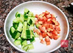 Pineapple and Shrimp Fried Rice Recipe Illustration 3