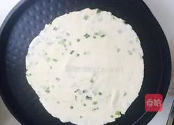 Illustration of how to make scallion pancakes 14