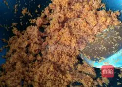 Illustration of how to make carrot vermicelli wontons 3