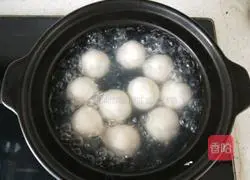 Illustration of how to make glutinous rice balls 8