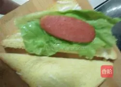 Illustration of how to make a simple sandwich 5