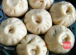 Illustration of how to make bamboo shoots and meat buns 12