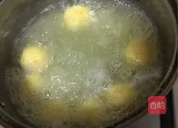 Illustration of how to make sweet potato and bean paste dumplings 10