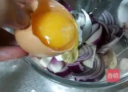 Illustration of how to make pan-fried pork pie 3