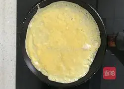 Illustration of how to make fried rice with egg pancakes 4