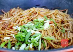 Illustration of home-style fried noodles 9