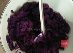 Illustration of how to make purple sweet potato and rose steamed buns 1