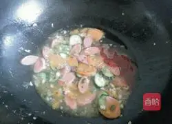 Illustration of how to make assorted fried noodles 8