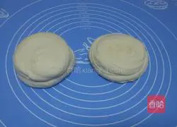 Illustration of making handmade cakes 16