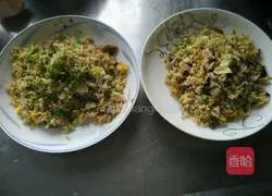 Illustration of how to make cabbage and egg fried rice 9