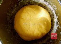 Illustration of how to make rose pumpkin steamed buns 8