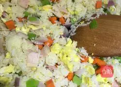 Illustration of how to make Western fried rice 8