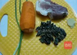 Illustration of how to make black fungus stuffed buns 4