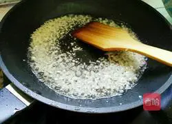 Illustration of how to make tomato sauce and lotus root cake 7