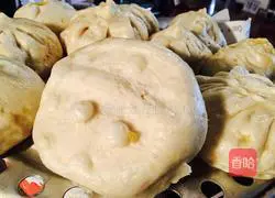 Illustration of how to make mutton and pumpkin buns 9