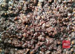 Illustration of how to make pancakes with red bean filling 7