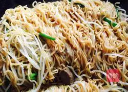 Yinya Meatball Fried Noodles Recipe Illustration 5