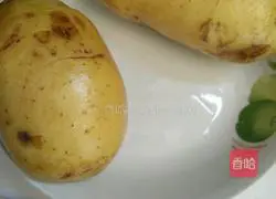 Illustration of how to make pan-fried potato pancakes 1