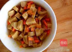 Illustration of how to make fried steamed buns 6