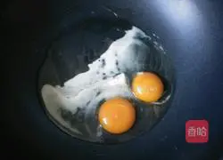 Illustration of how to make lard fried rice 4