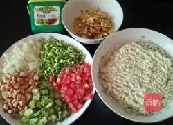 Illustration of how to make stir-fried noodles with mixed vegetables 2