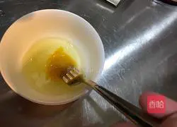 Illustration of how to make cheese fried rice for one person 4