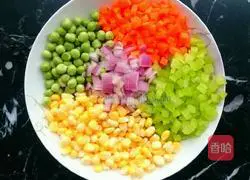 Illustration of how to make rainbow fried rice 4