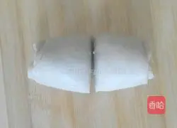 Illustration of how to make milky red date and rose steamed buns 14