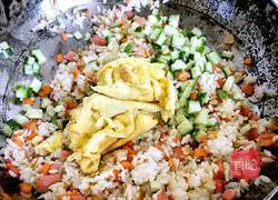 Classic Egg Fried Rice Recipe Illustration 8