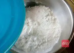 Illustration of how to make Yuhuang Mushroom and Pork Dumplings 14