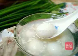 Illustration of making glutinous rice balls 1