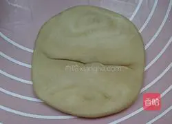 Illustration of how to make fresh rose cake 15