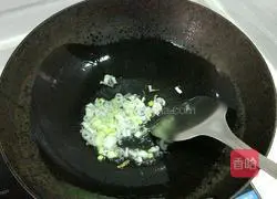 Illustration of how to make fragrant egg fried rice 3