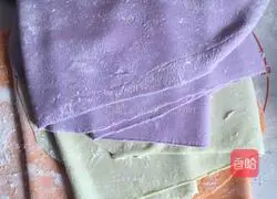 Illustration of how to make three-color dumplings 4