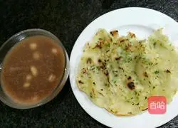 Illustration of how to make scallion pancake 6