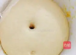 Illustration of how to make egg soda cake 1