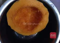 Illustration of how to make steamed pumpkin cake 1